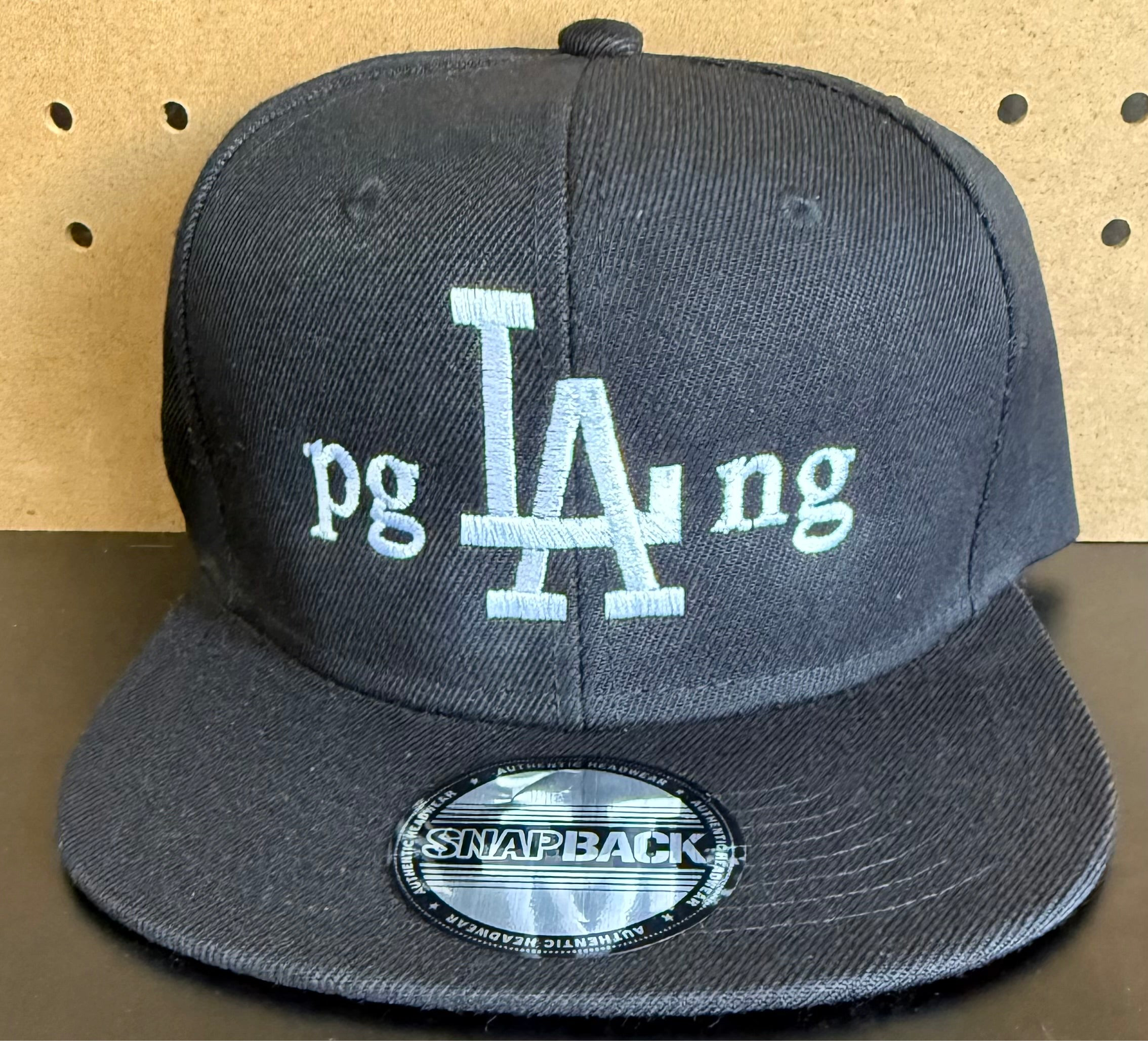 pgLAng hats